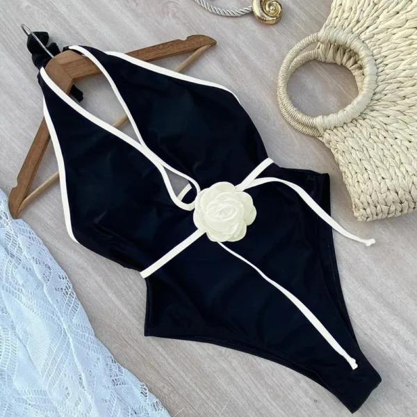 Maillot de bain une pièce dos nu noir à fleur blanche – photo 2